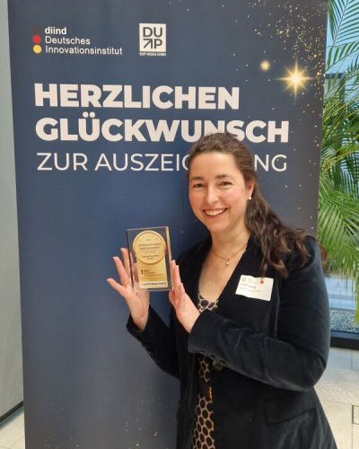 Unsere Mission: Kommunikation auf Augenhöhe von Anfang an - dafür gab es einen Award